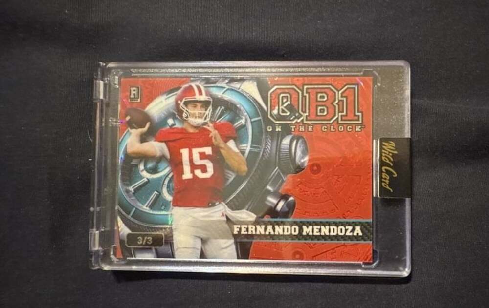 Wild Card QB1 On The Clock Fernando Mendoza 3/3 Rookie Card